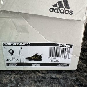 Adidas Sport Sneakers Pallets