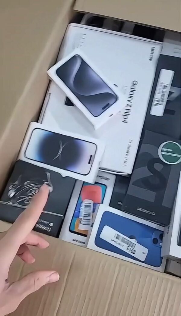 Amazon Electronics Mystery Boxes pallets