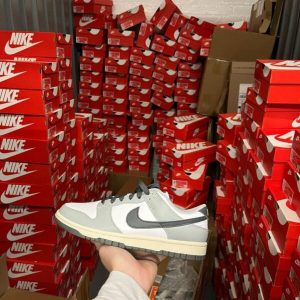 Authentic Nike sneakers pallets 50 pairs per pallet