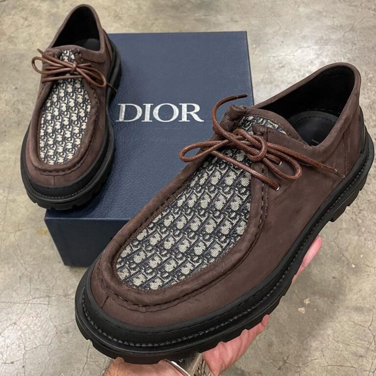 Christian Dior Shoes pallet liquidation and Wholesale