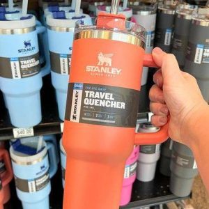 Mixed YETI Tumblers and Stanley cups Pallet