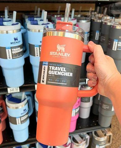 Mixed YETI Tumblers and Stanley cups Pallet