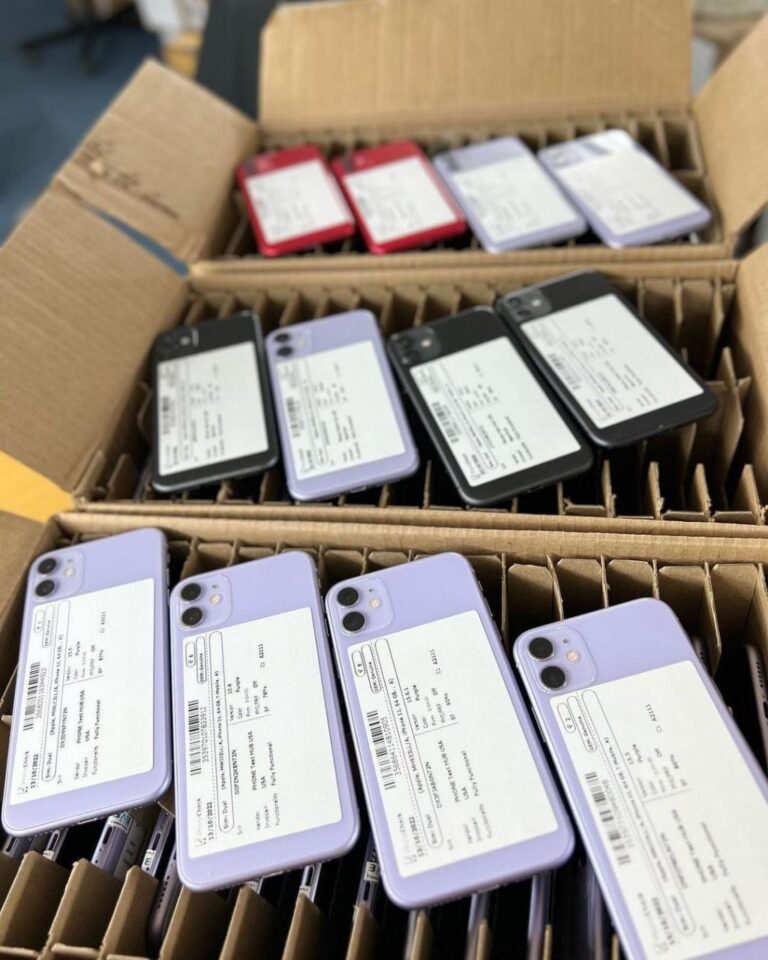 Mixed iPhone Wholesale Pallets