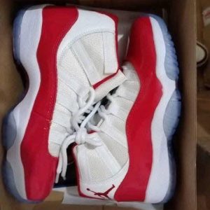 Mixed sneaker pallets liquidation and Wholesale